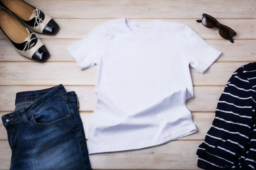What are the essential items for a capsule wardrobe?