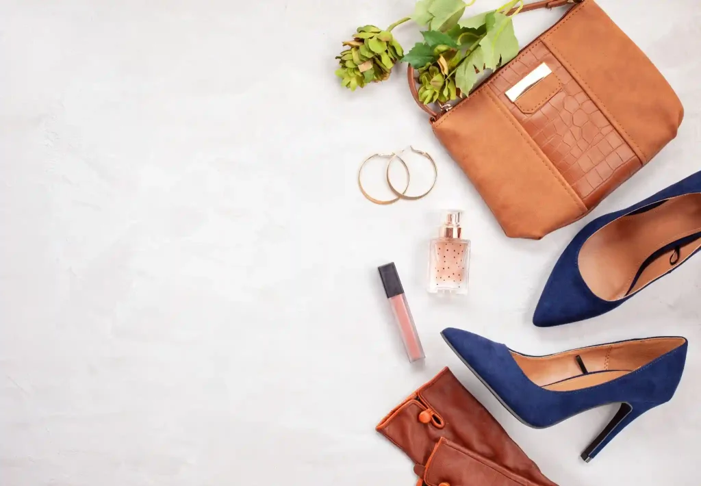 What are must-have fashion accessories for every wardrobe?